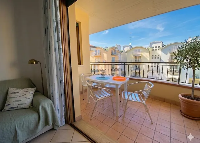 TRIESTE - Narramondo Villas Giulianova